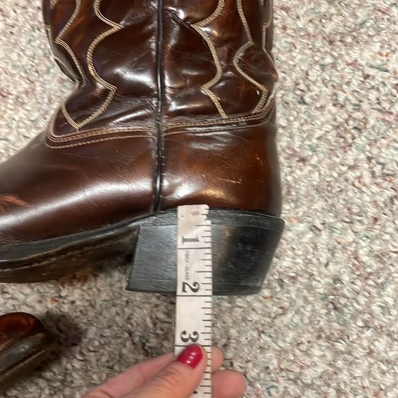 Vintage higher cut cowboy boots with stitch design - Picture 6 of 10